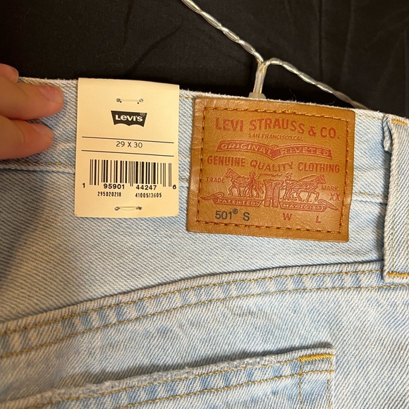 BRAND NEW LEVIS 501 high rise skinny 29x30 - Picture 6 of 7